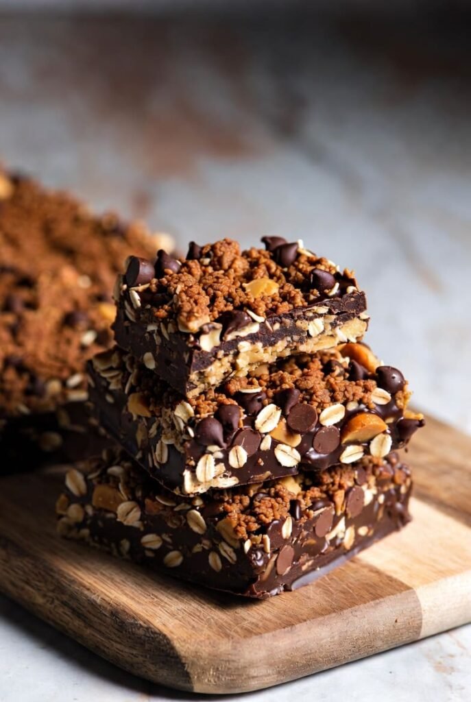 No Bake Chocolate Peanut Butter Crunch Bars